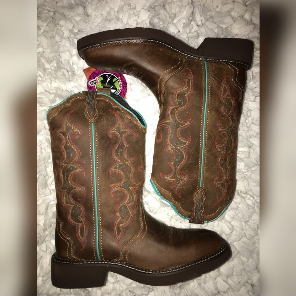 NWT Justin Gypsy Boots 9